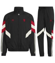 Squad Tracksuit Manchester United 2024/25