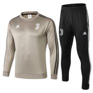 Squad Tracksuit Juventus 2018/19